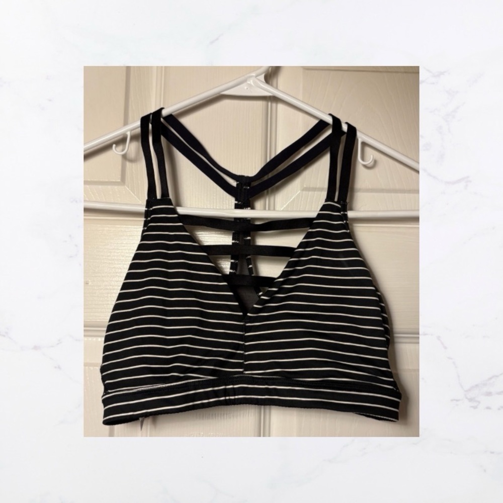Victorias Secret Sport Black and White Striped Sports Bra/Bralette, Size Small